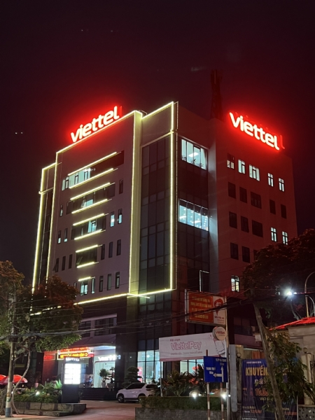 ĐÈN LED CHỮ VIETTEL 